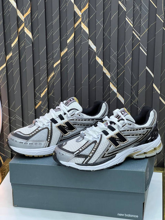 NEW BALANCE 1960
