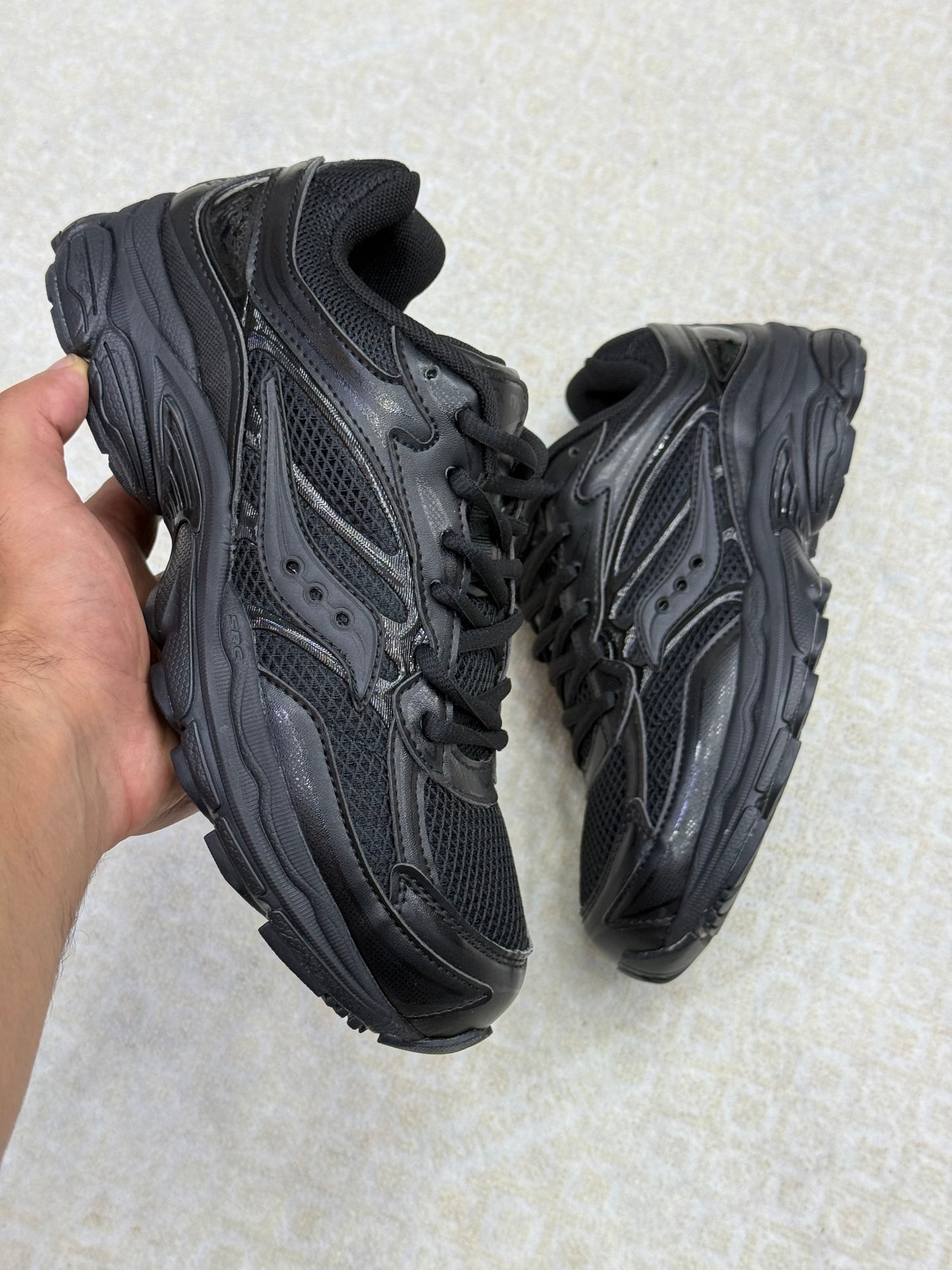 Saucony