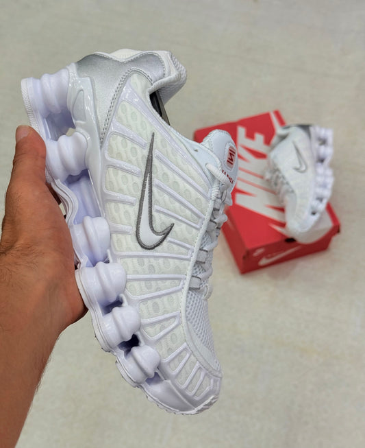 shox R12